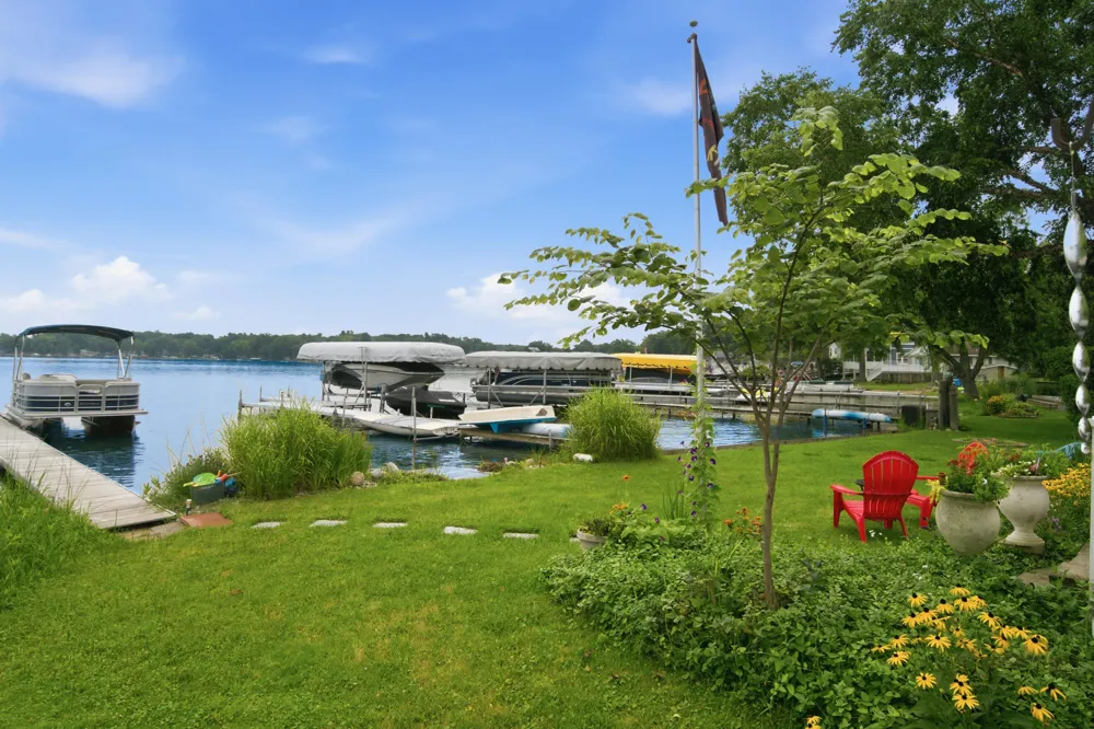 95273 Minnie Court Porter Township, MI 49065