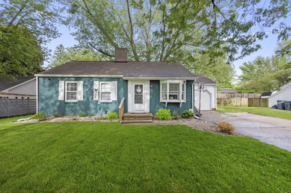 3425 Cambridge Avenue Summit Township, MI 49203