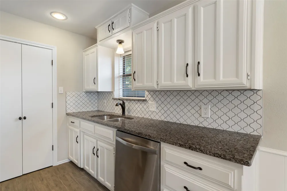 3013 Panhandle Grapevine, TX 76051