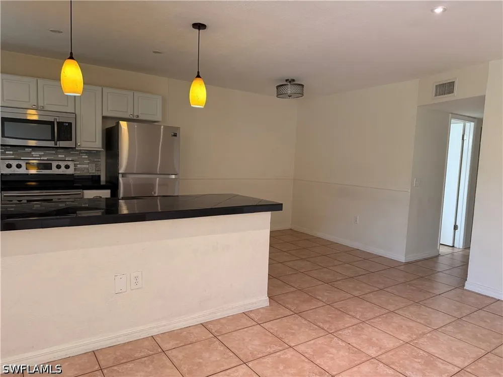 Gulfstream Drive #12 Naples, FL 34112