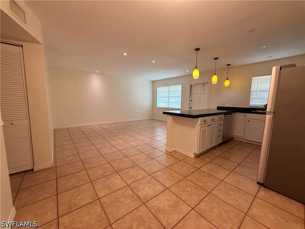 Gulfstream Drive #12 Naples, FL 34112