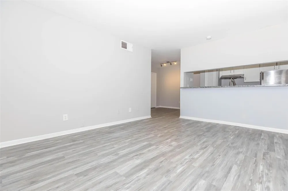 3802 Nasa Parkway #116 Seabrook, TX 77586