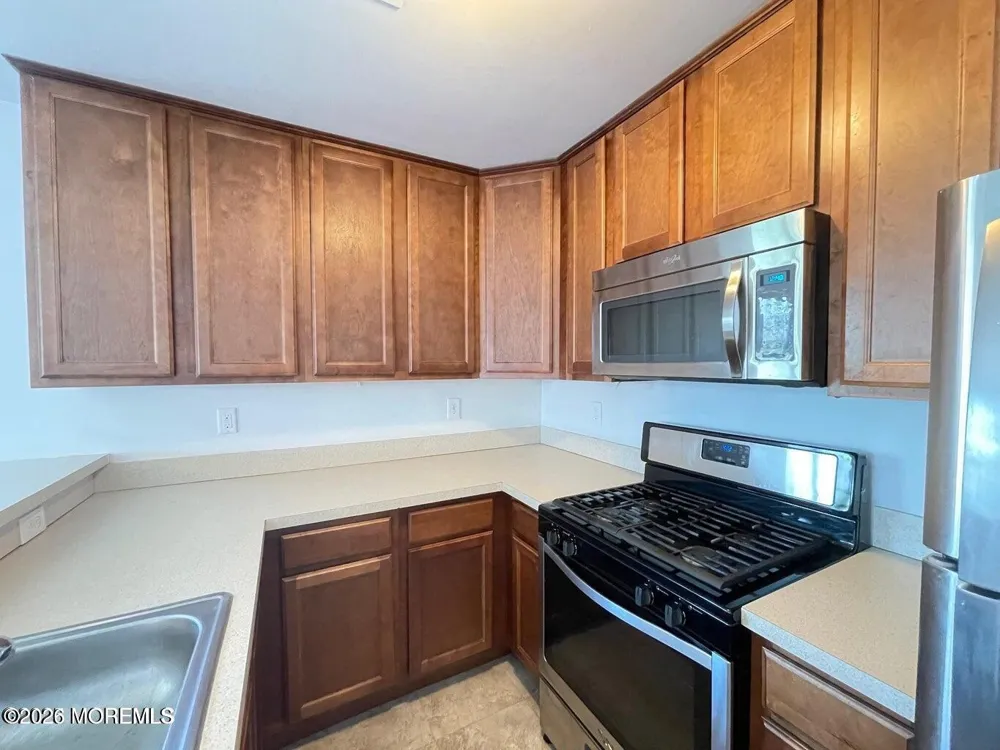 306 Main Street #203 Keansburg, NJ 07734