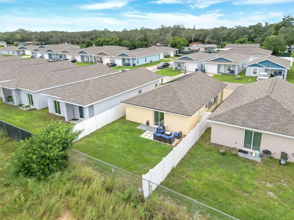 1502 LAS VILLAS BOULEVARD Sebring, FL 33870
