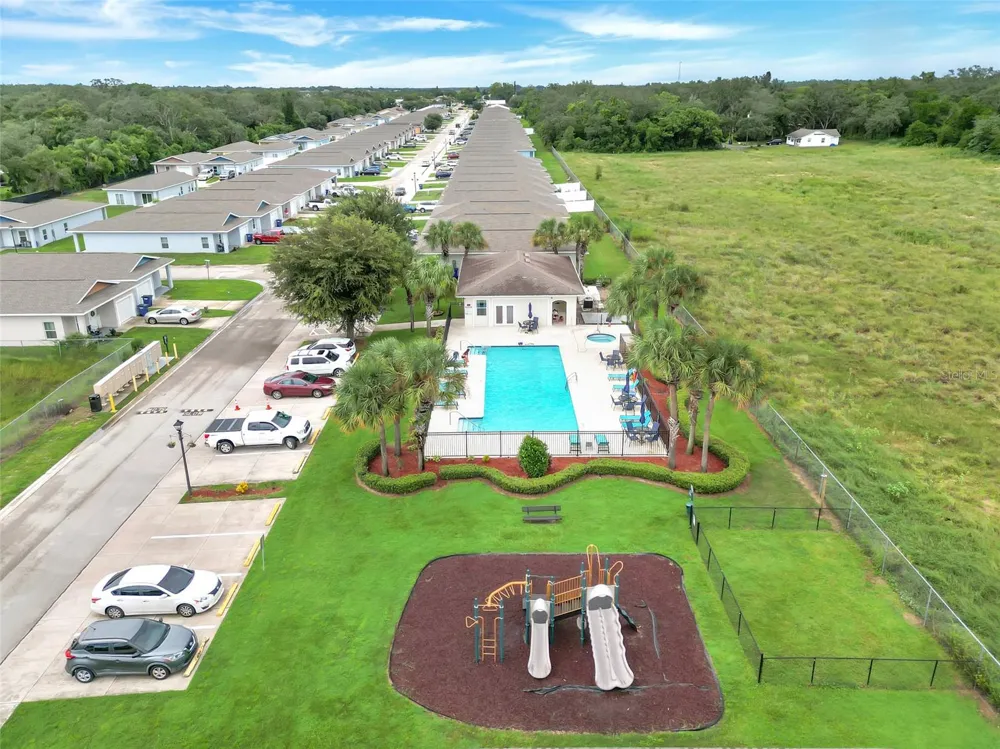 1502 LAS VILLAS BOULEVARD Sebring, FL 33870