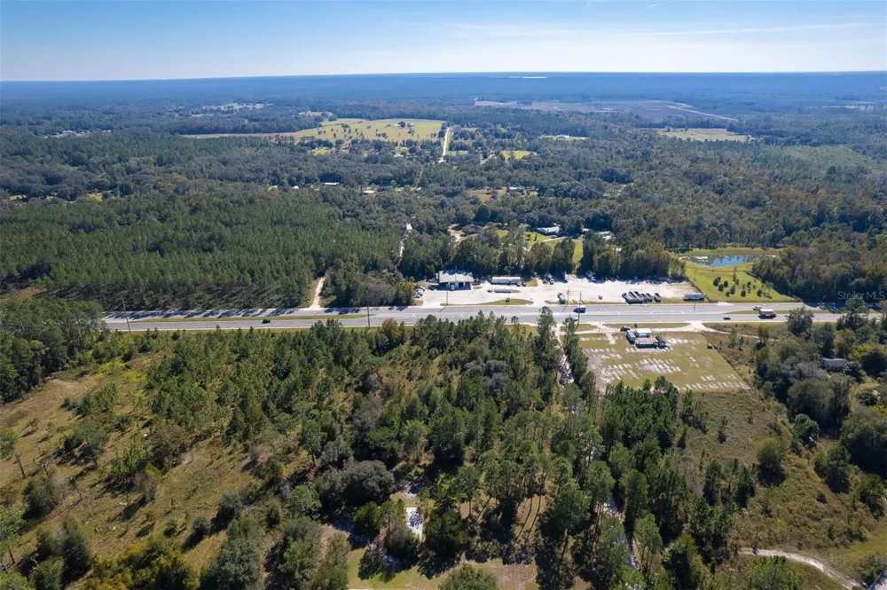 108 WILLIS ROAD Interlachen, FL 32148