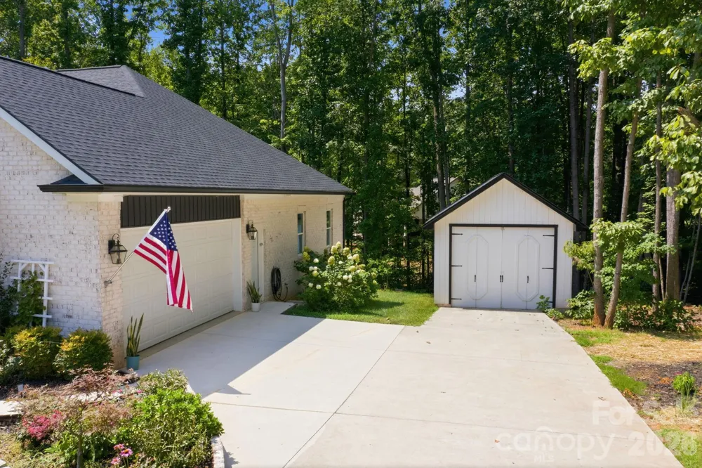 116 Harbor Ridge Drive Statesville, NC 28677