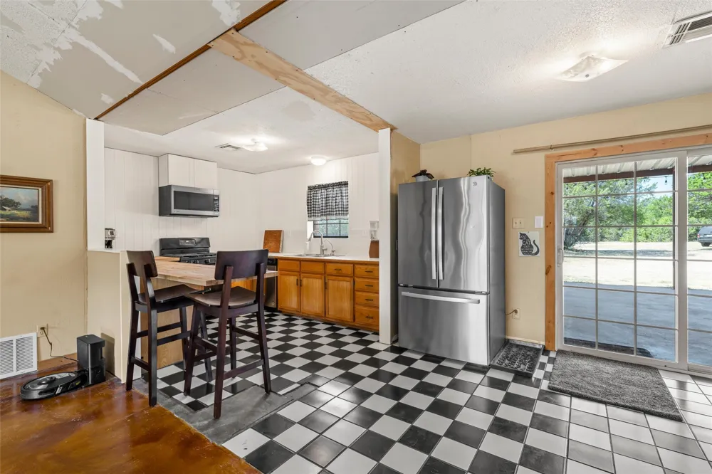 271 County Road 3580 China Spring, TX 76633
