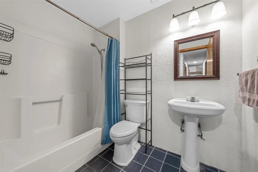 271 County Road 3580 China Spring, TX 76633