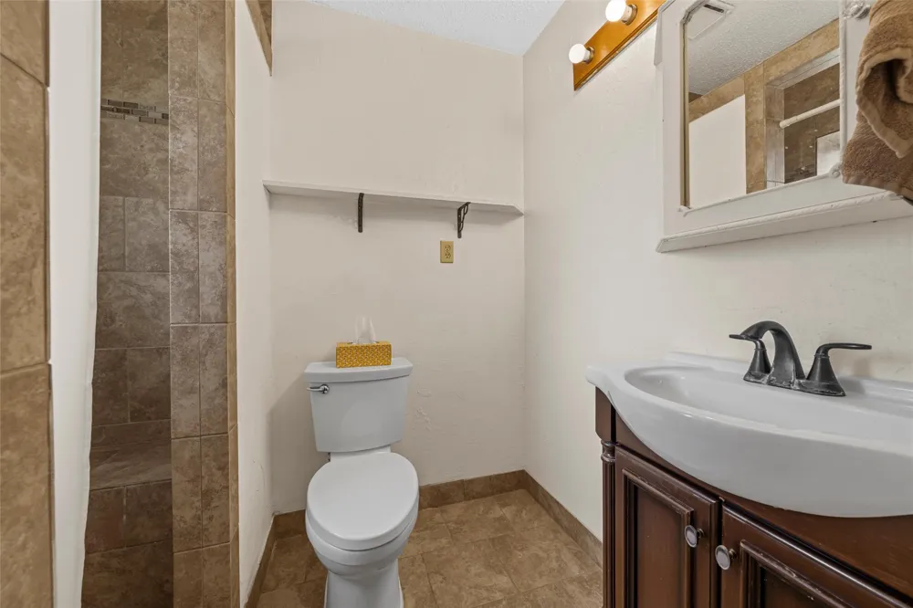 271 County Road 3580 China Spring, TX 76633