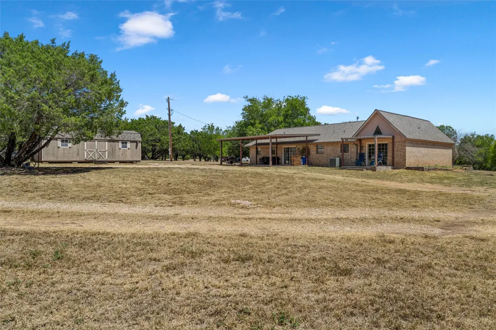 271 County Road 3580 China Spring, TX 76633