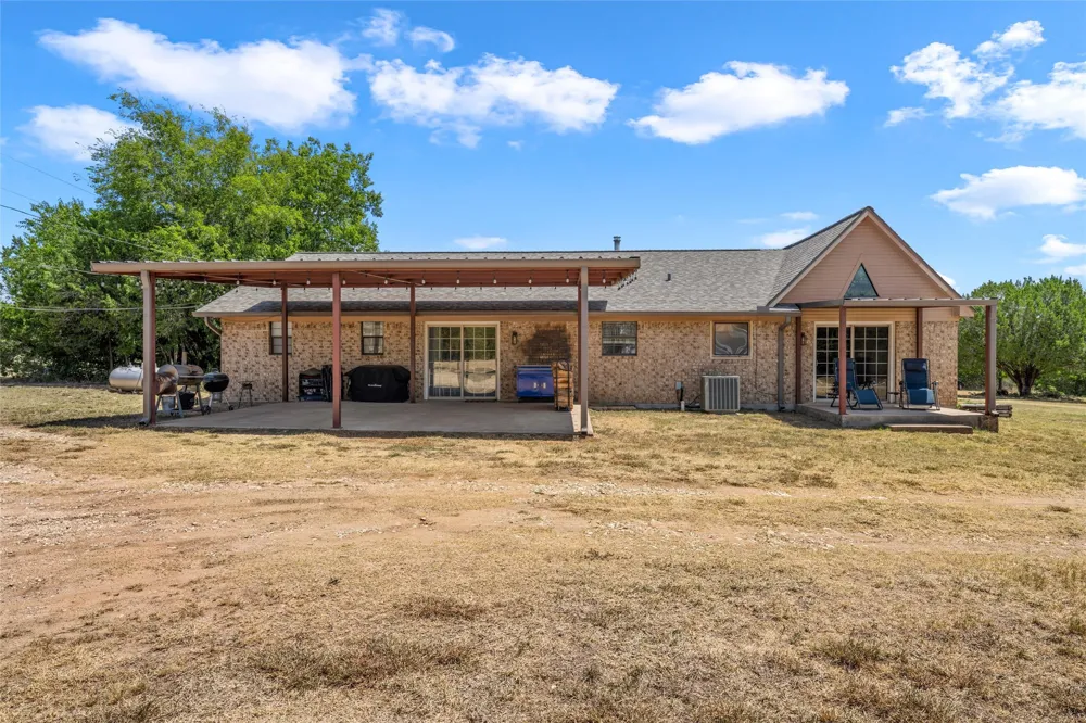 271 County Road 3580 China Spring, TX 76633
