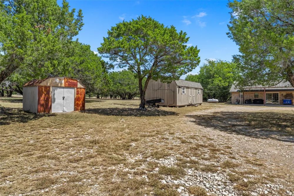 271 County Road 3580 China Spring, TX 76633