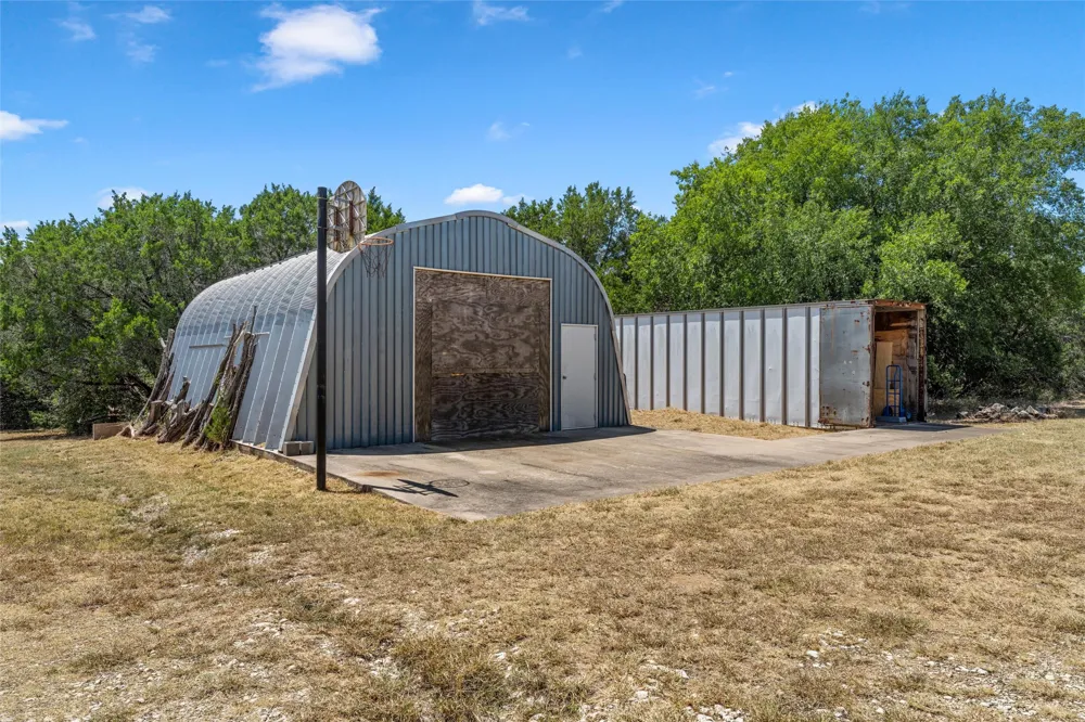 271 County Road 3580 China Spring, TX 76633