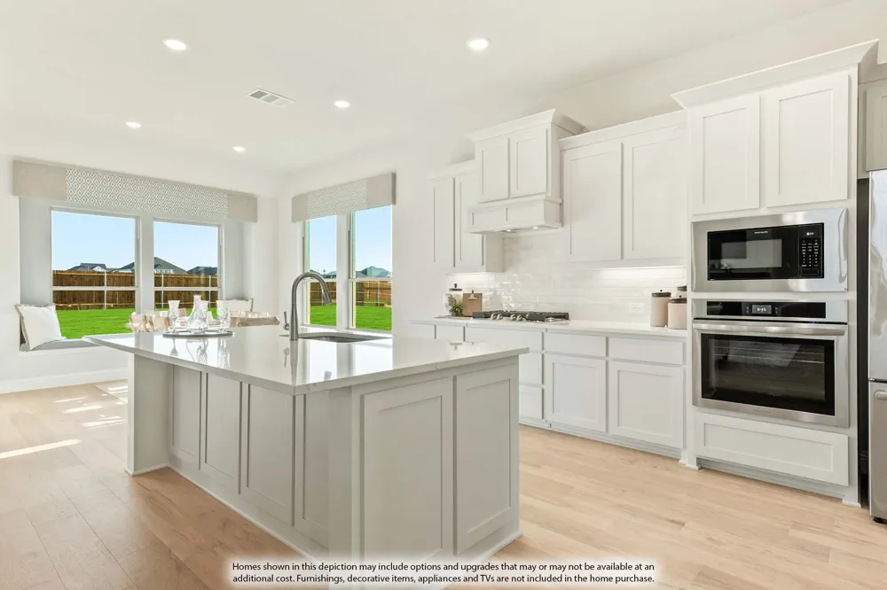 933 Denham Drive Red Oak, TX 75154