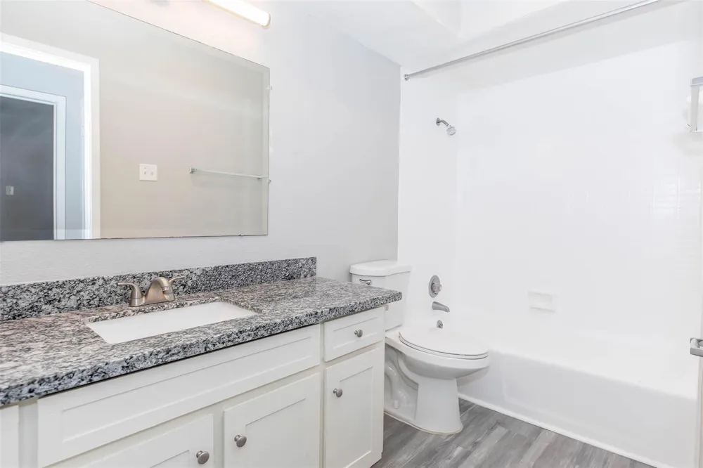 3802 Nasa #48 Seabrook, TX 77586