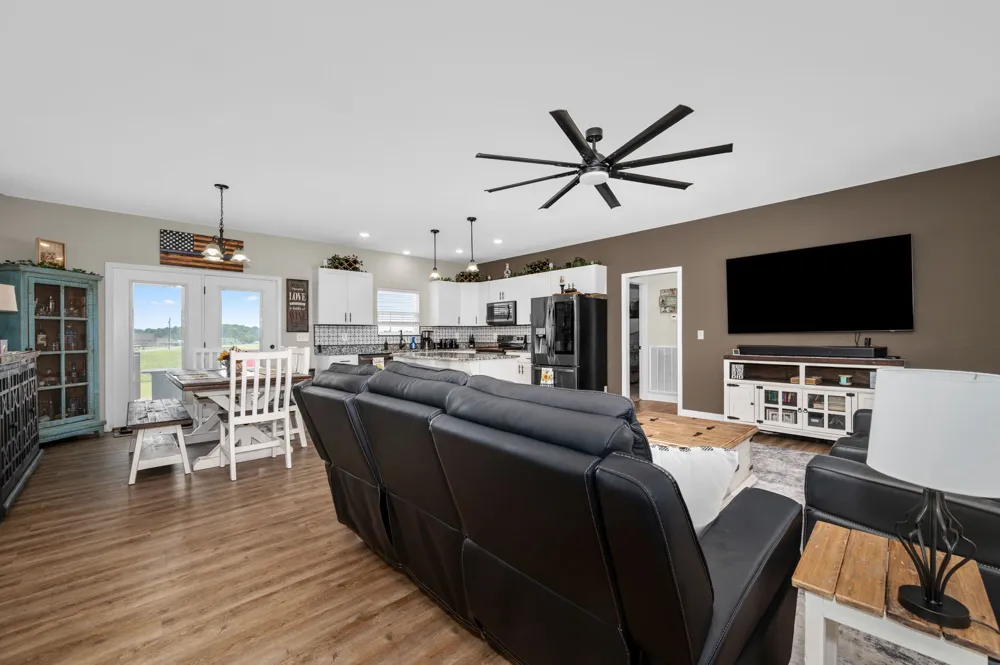 64 Cannon Pl Woodbury, TN 37190