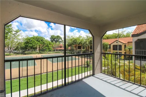 2214 Arbour Walk Circle #2026