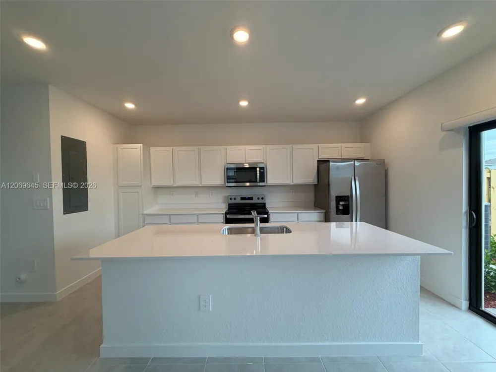 1432 NE 4th Ave #0 Florida City, FL 33034