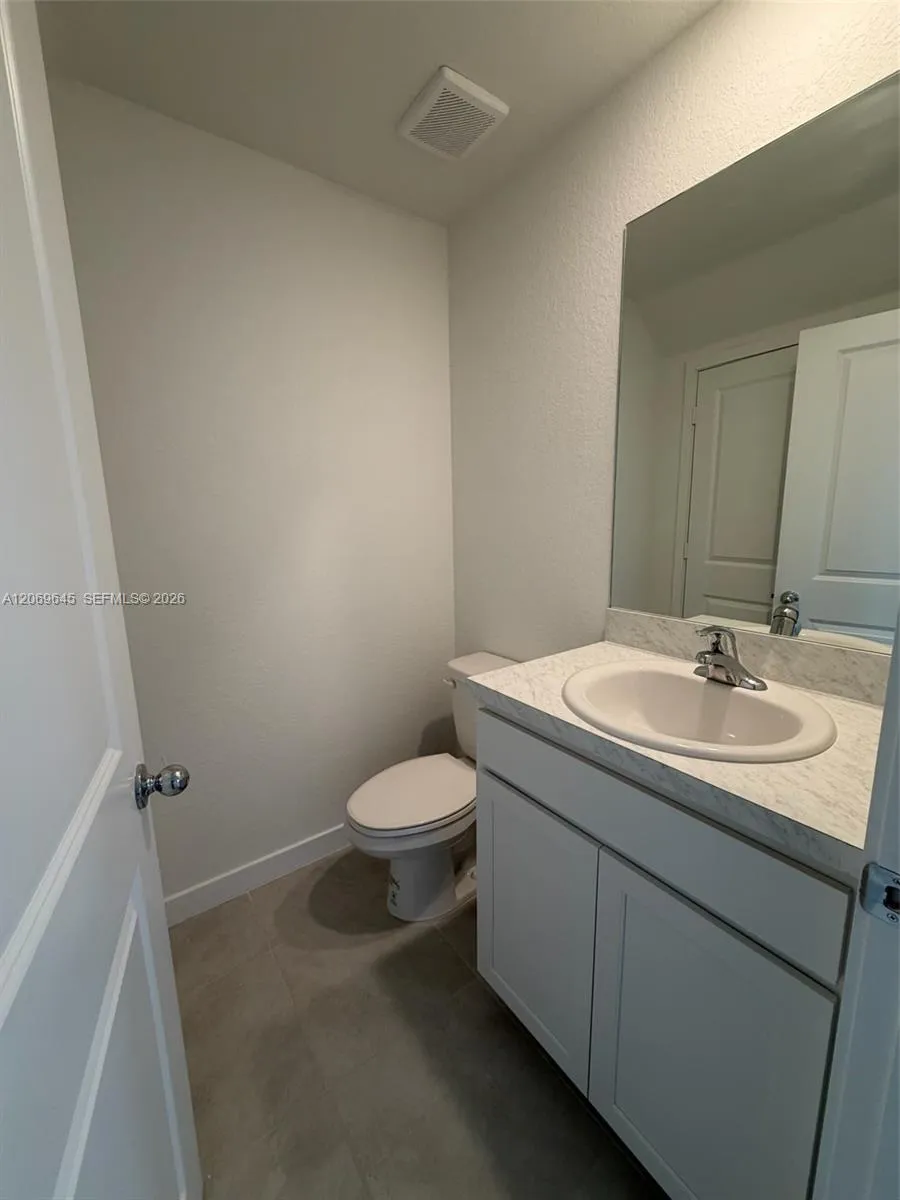 1432 NE 4th Ave #0 Florida City, FL 33034