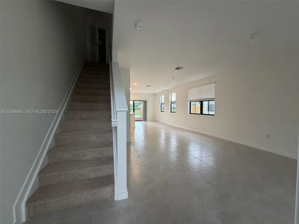 1432 NE 4th Ave #0 Florida City, FL 33034