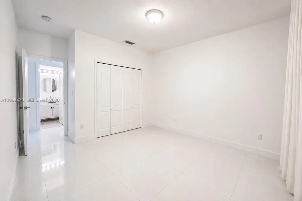 14180 SW 8th Ter #1 Miami, FL 33184