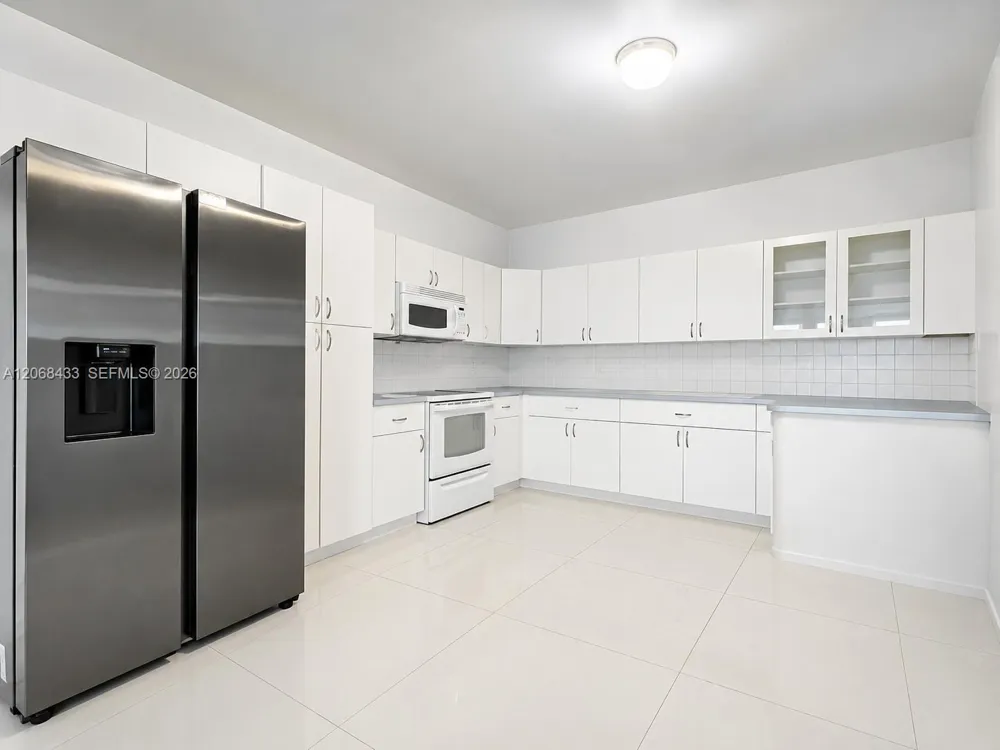 14180 SW 8th Ter #1 Miami, FL 33184