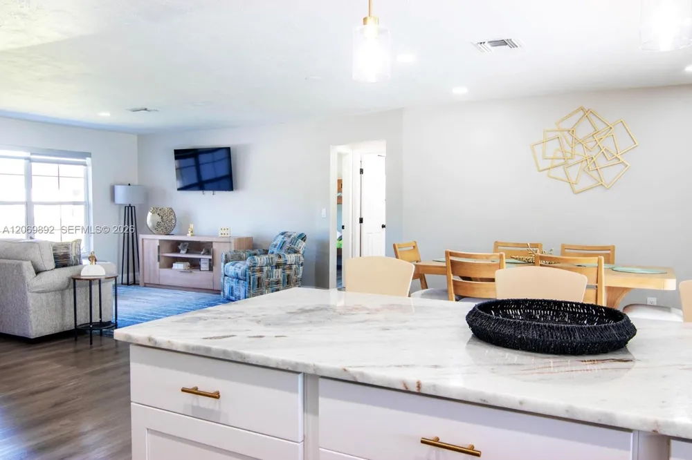133 SE 2nd Cape Coral, FL 33990