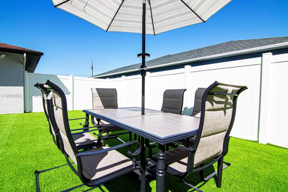 133 SE 2nd Cape Coral, FL 33990