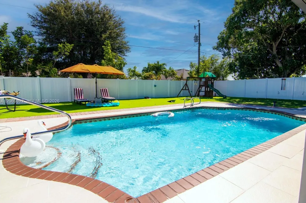 133 SE 2nd Cape Coral, FL 33990