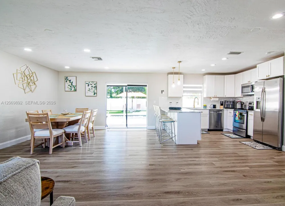 133 SE 2nd Cape Coral, FL 33990
