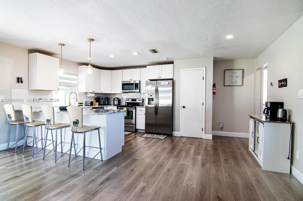 133 SE 2nd Cape Coral, FL 33990