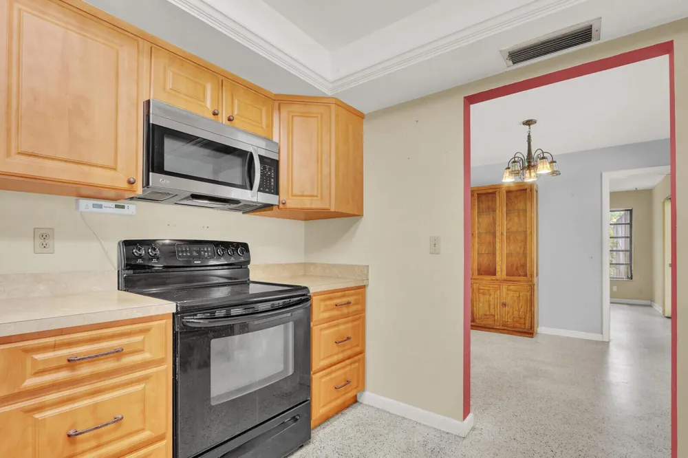 6466 Via Townsend West Palm Beach, FL 33415