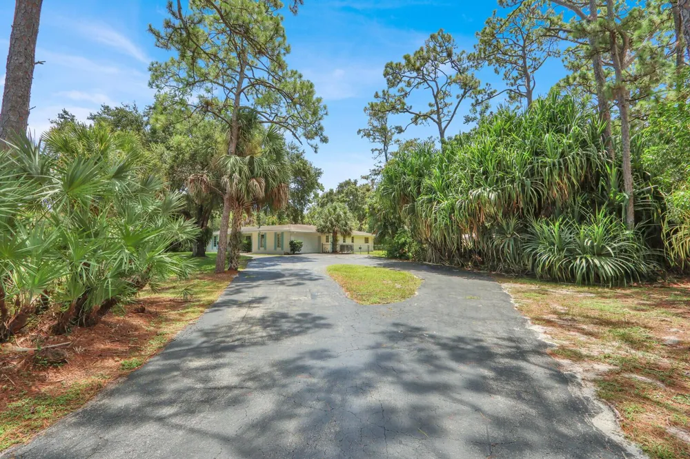 6466 Via Townsend West Palm Beach, FL 33415