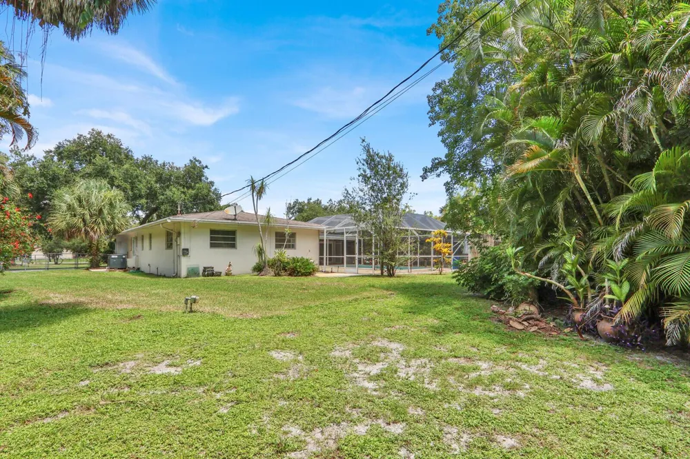 6466 Via Townsend West Palm Beach, FL 33415