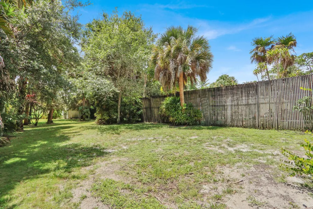 6466 Via Townsend West Palm Beach, FL 33415