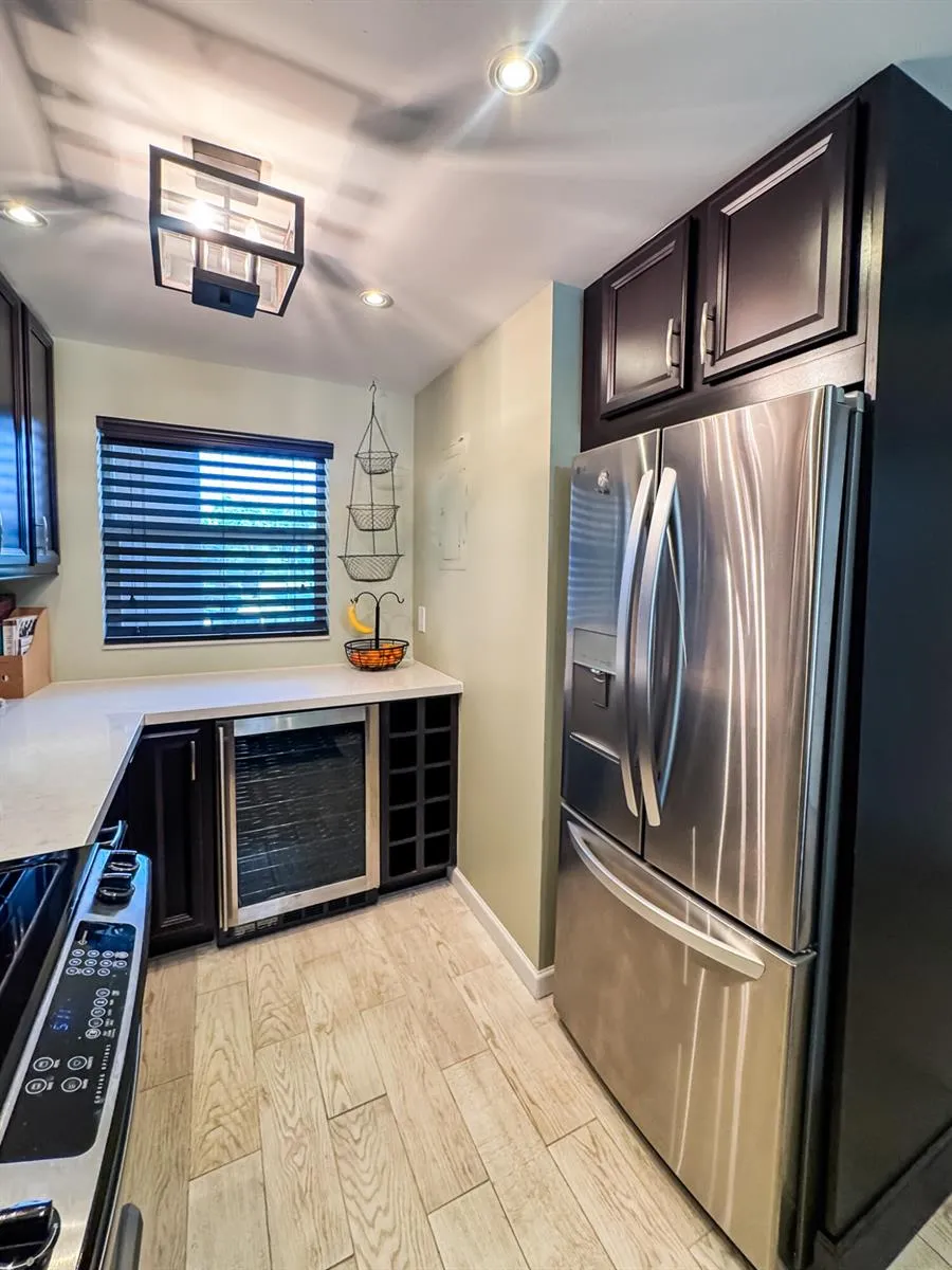 9460 Tangerine Place #207 Davie, FL 33324