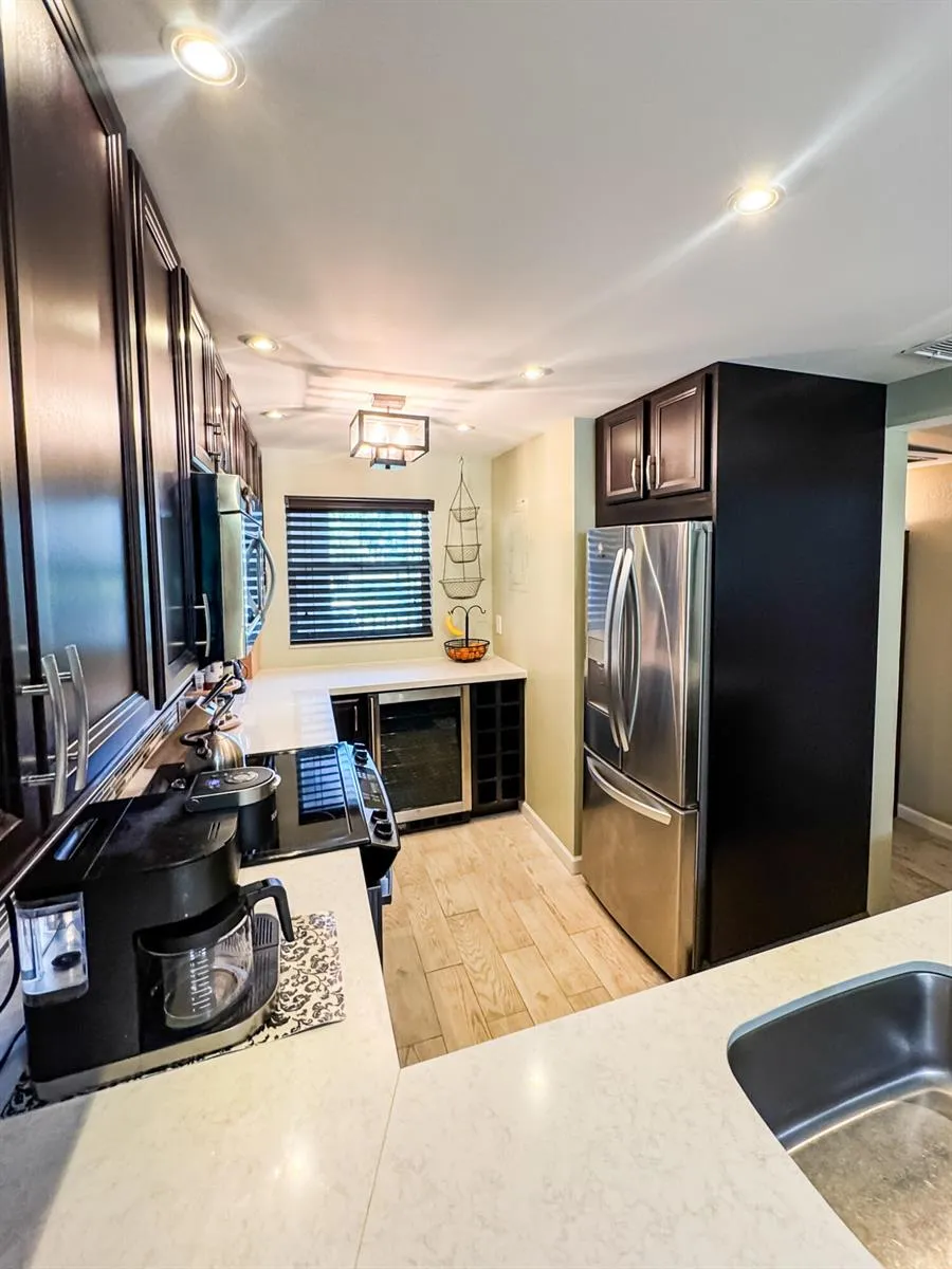 9460 Tangerine Place #207 Davie, FL 33324
