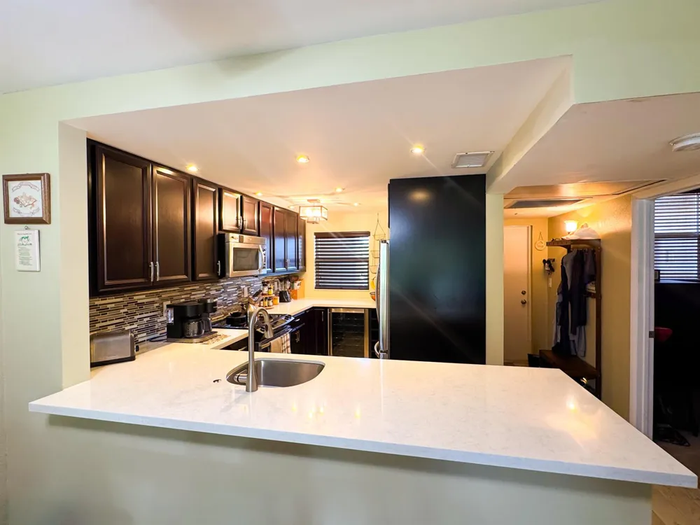 9460 Tangerine Place #207 Davie, FL 33324