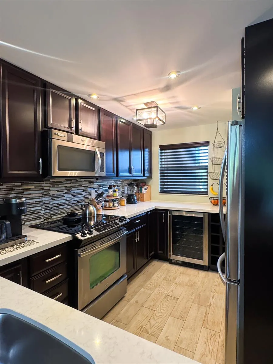 9460 Tangerine Place #207 Davie, FL 33324