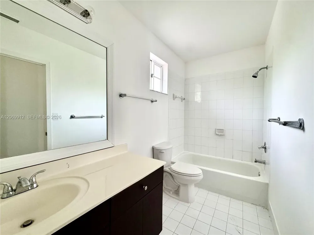 14333 SW 125th Ct Miami, FL 33186