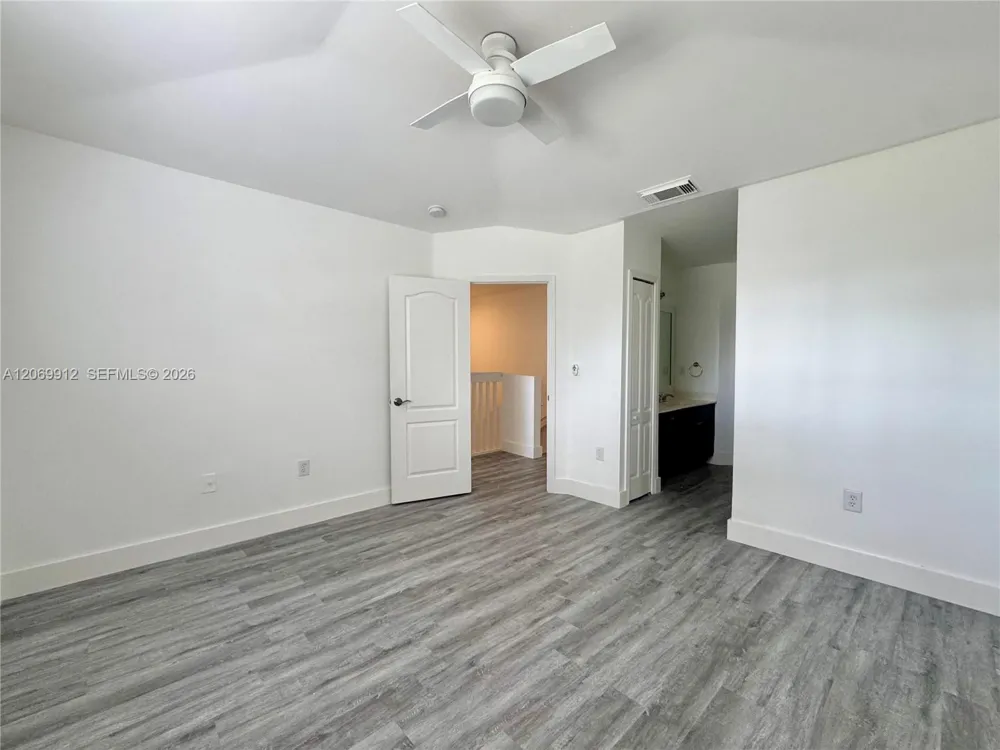 14333 SW 125th Ct Miami, FL 33186
