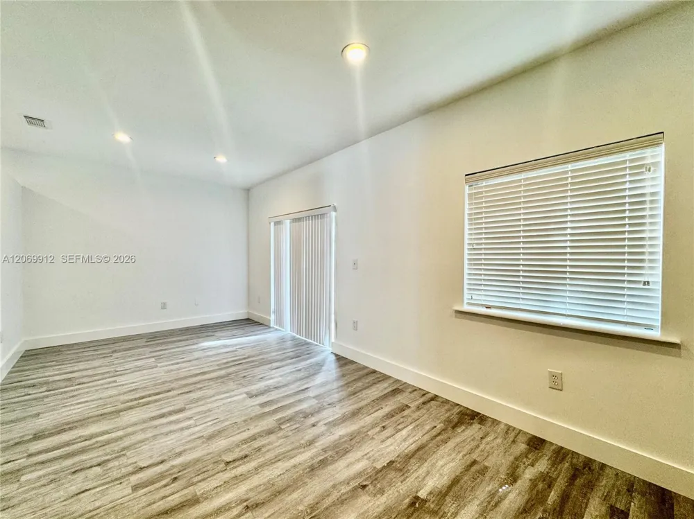 14333 SW 125th Ct Miami, FL 33186