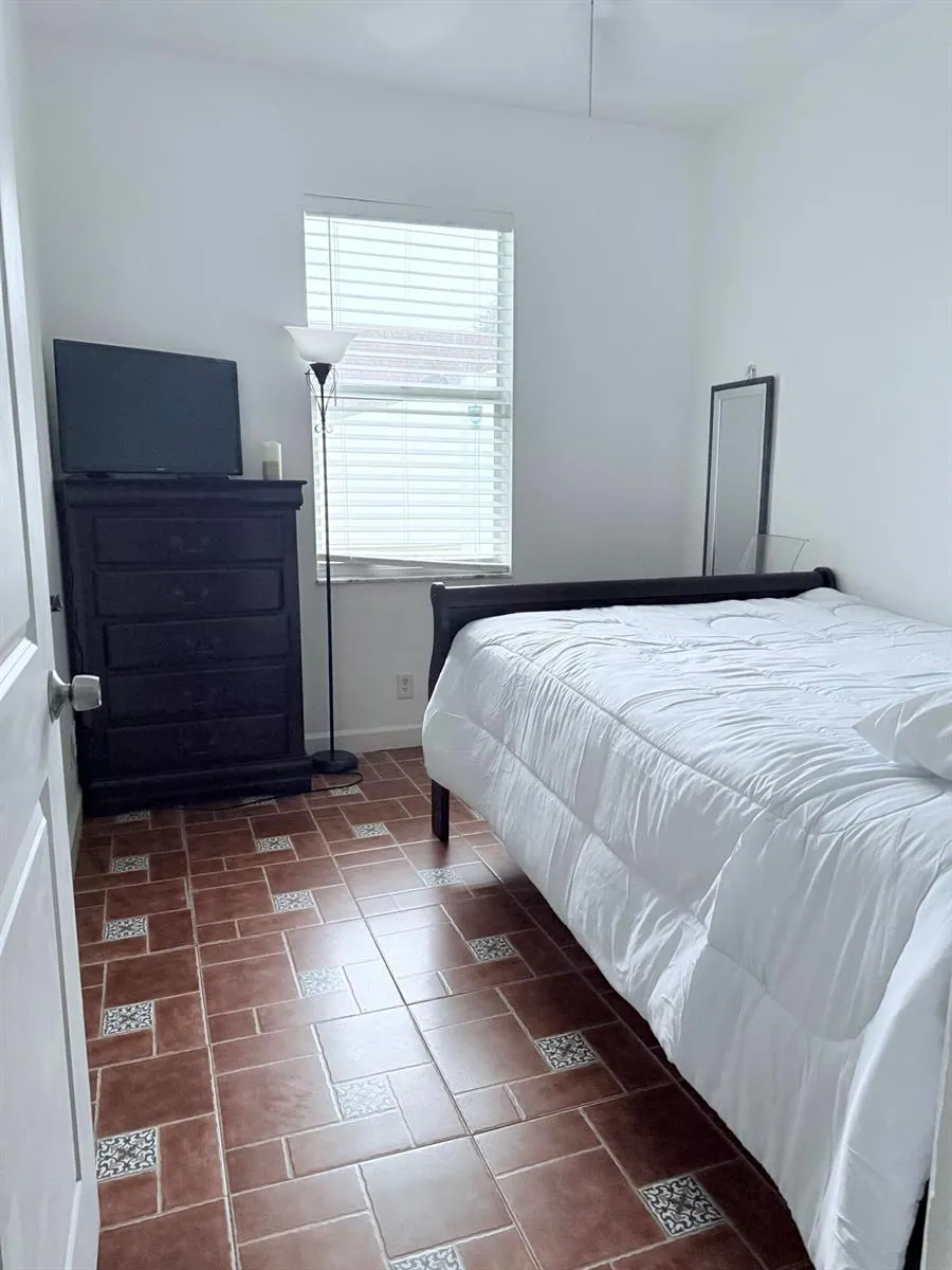11937 Sturbridge Lane #10B Wellington, FL 33414