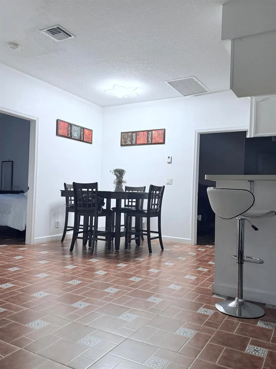 11937 Sturbridge Lane #10B Wellington, FL 33414