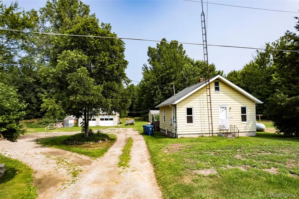 11308 Wilson Road Montrose Charter Township, MI 48457