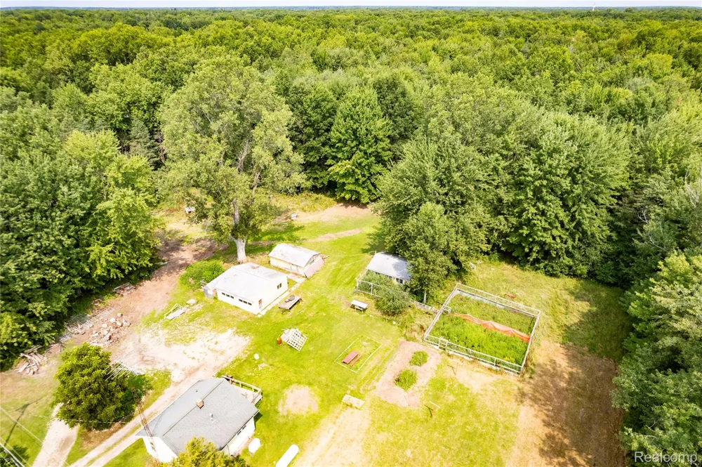 11308 Wilson Road Montrose Charter Township, MI 48457