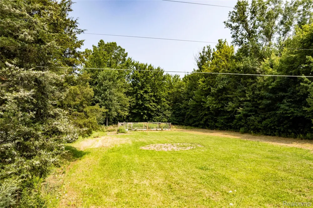 11308 Wilson Road Montrose Charter Township, MI 48457