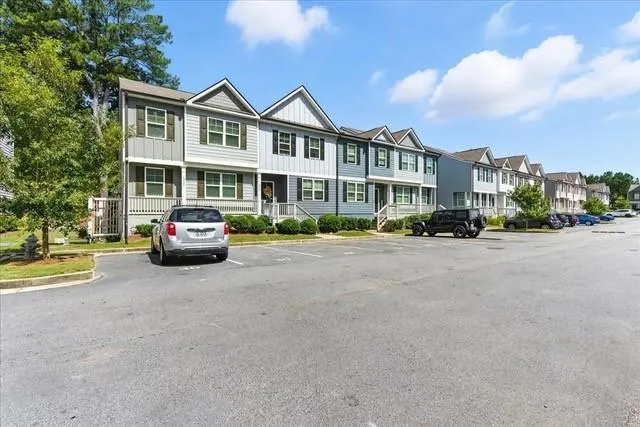 2832 Saratoga Lake View Decatur, GA 30034