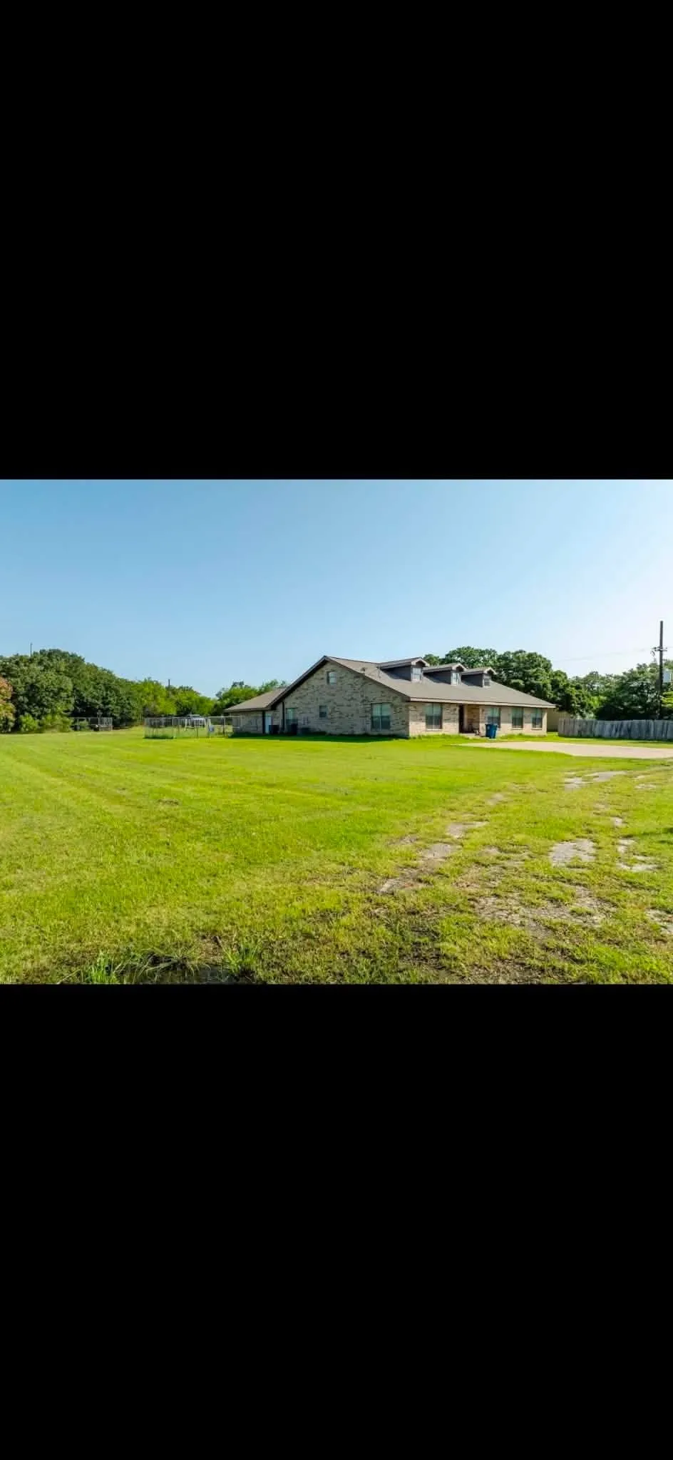2437 State Highway 22 Whitney, TX 76692